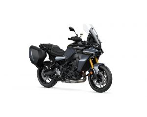 2023-Yamaha-MT09TRDX-EU-Power_Grey-Studio-001-03